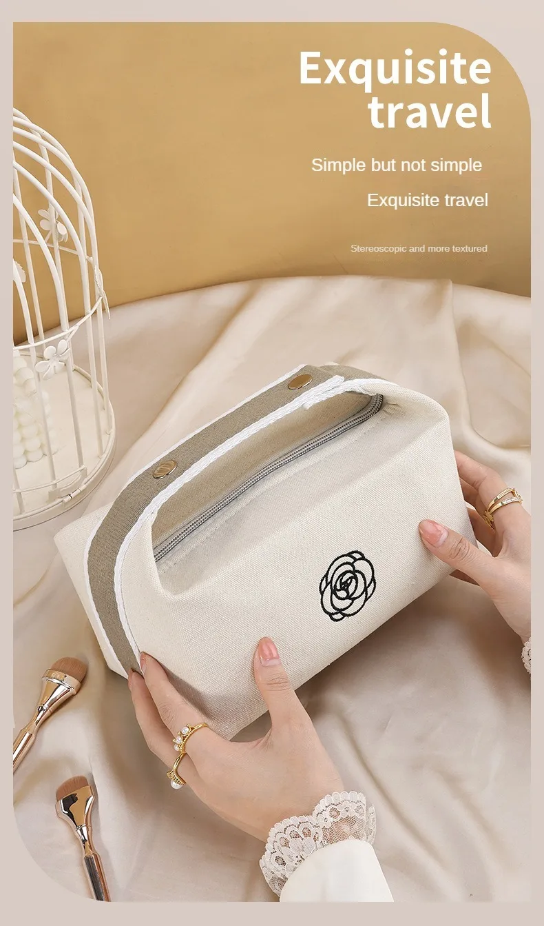 Hochwertige tragbare Make-up-Tasche aus Kamelien-Canvas für Reisen, großes Fassungsvermögen, Aufbewahrungstasche für Toilettenartikel, Kosmetik, Hautpflege – Detail 5