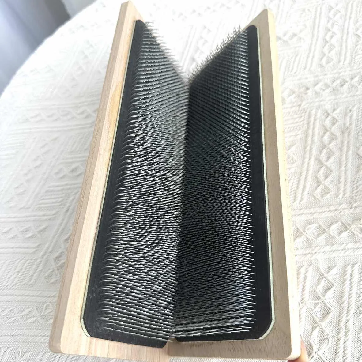 

1/2PCS 28X12CM Wooden Drawing Mat Hair Holder Hair Hackle For Wig Making use Drawing Card with curved needle
