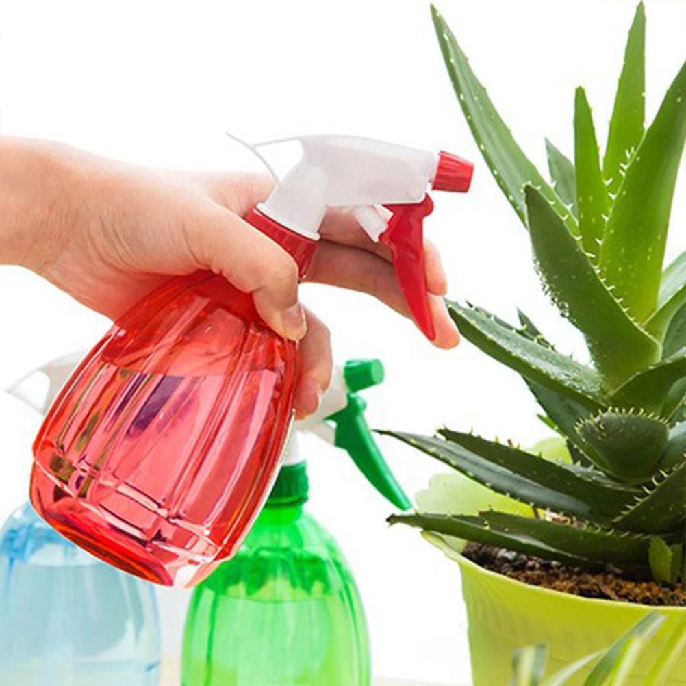 

3pcs 500ml Candy Color Plastic Empty Spray Bottle Flowers Plants Water Sprayer Refillable Bottle Baking Tools for (Random Color)