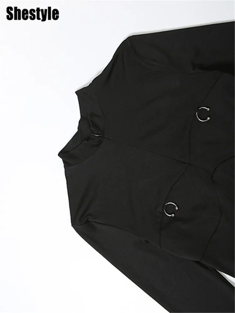 ชุดบอดี้สูทผู้หญิงแขนยาวทรงเข้ารูป สีดำ/เทาล้วน คอเต่า ซิปหน้า รุ่น Shestyle สำหรับฤดูหนาว ปี 2025 พร้อมห่วงคล้องหัวนม