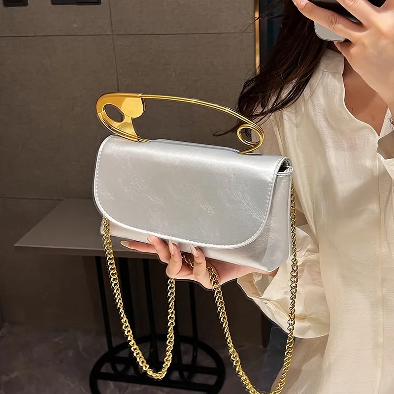 Clip Bag Personalized Paper Shoulder Handbag For Woman Trendy Versatile Crossbody Chain Handheld High-Quality Messenger Luxury