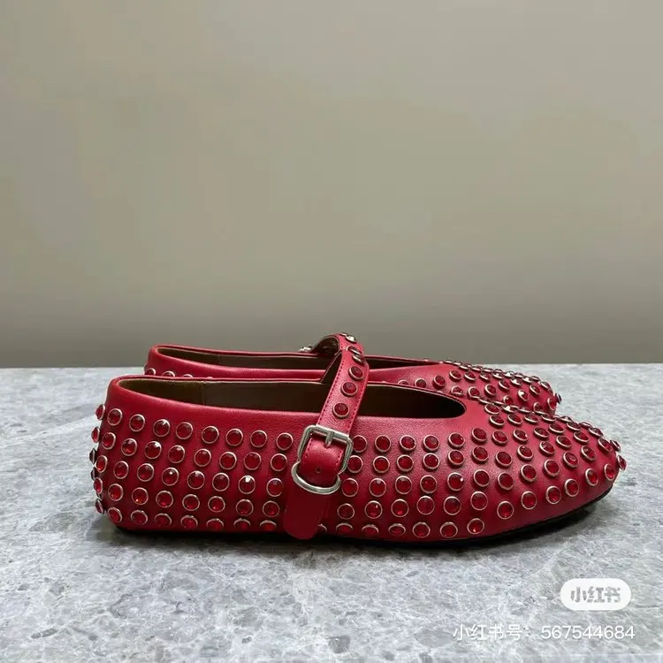 Sapatos únicos femininos com rebites de strass tamanho grande sapatos femininos cheio de diamante fivela de cinto dedo do pé redondo sapatos planos mulher