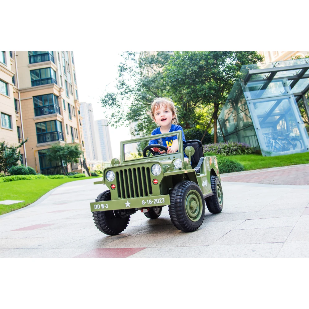 Ride On Truck 12-V-Elektrofahrzeuge, batteriebetriebenes Ride-on-Autospielzeug mit vier Rädern, Reitspielzeug für Kinder mit Fernbedienung