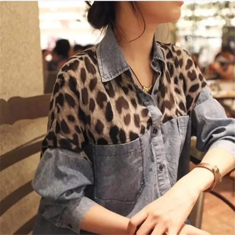 Wiosna Jesień Nowa Dżinsowa Koszula Dla Kobiet Moda Leopard Print Spliced Denim Shirt Jacket Z Siedem Rękawów Czwarte Top Damski