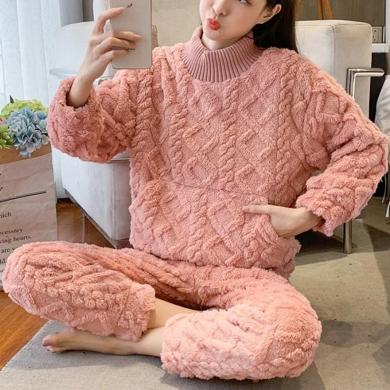 Pullover Stand Collar Home Suit Spring and Autumn Pajamas for Women Coral Fleece Big Pocket Pajamas Ms. Wintertime Warm Flannel