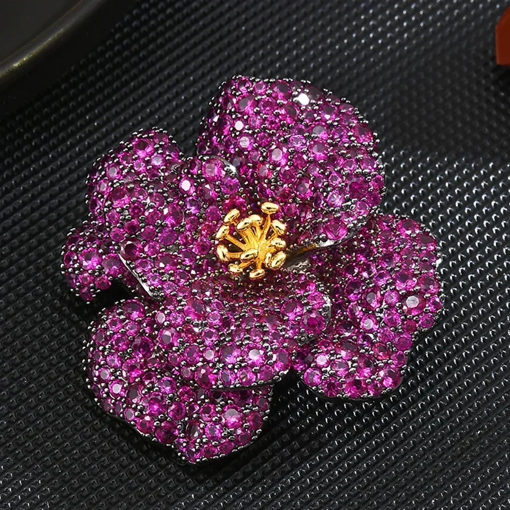 

Elegant Purple Flower Brooch Luxury Crystal Zircon Brooches Temperament High Quality Women Jewelry Accessories Birthday Gift