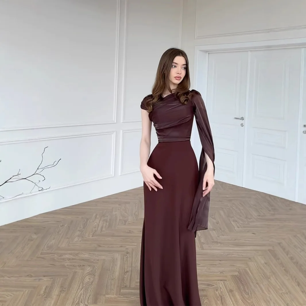 فساتين حفلات ربيعية فاخرة وناعمة وأنيقة للنساء فستان طويل نحيف مقسم من الساتان وأكمام طويلة فستان مجوف بكتف واحد