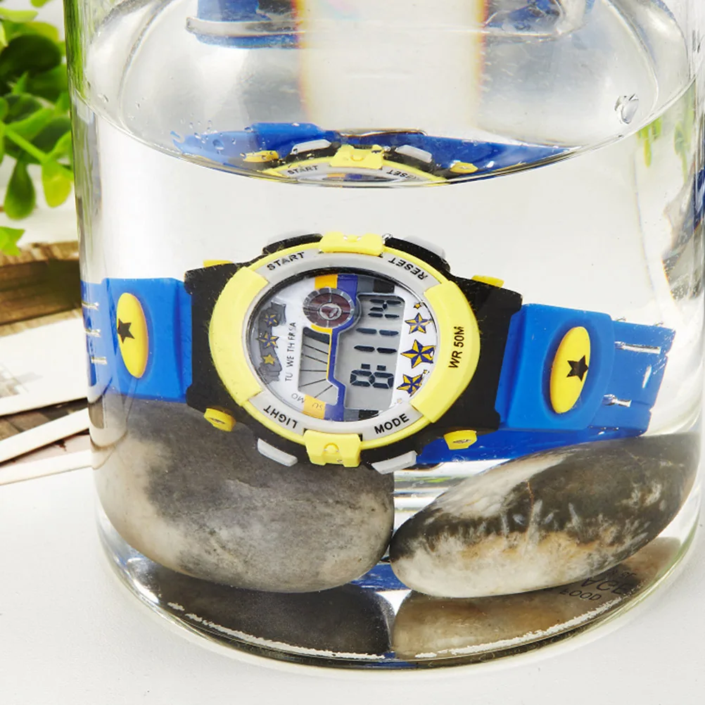 Multi-Function Waterproof Sports Watch Rose Red ABS Stainless Steel Stopwatch Alarm Backlight 50m Digital Unisex Wristwatch