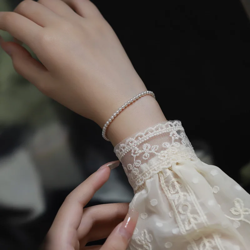 bracciale-di-perle-rotonde-per-donne-minimalista-e-versatile-elegante-bracciale-di-lusso-leggero-gioiello-da-mano-trendy-2026-idea-regalo