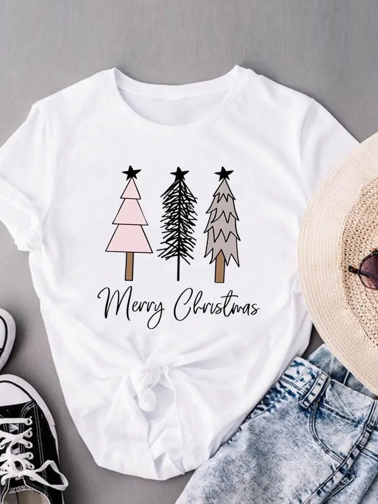 เสื้อยืดวันหยุดปีใหม่ เสื้อผ้าผู้หญิง ลายพิมพ์การ์ตูนตุ๊กตาหิมะ สไตล์แฟชั่น เสื้อยืดแขนสั้นลายกราฟิก