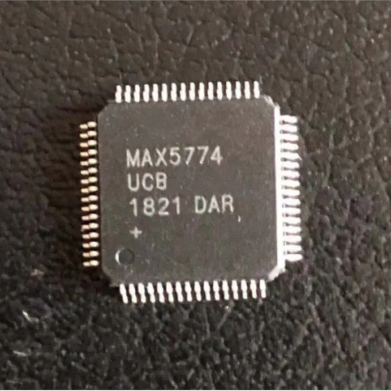 1PCS New MAX5774UCB  TQFP64  Microcontroller chip IC