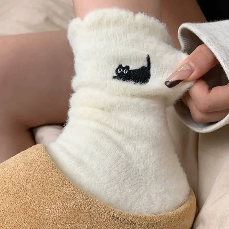 Autumn Winter Women Mink Velvet Socks Cute Cat Pink Plush Middle Tube Socks Harajuku Soft Fluffy Comfortable Home Sleeping Sock