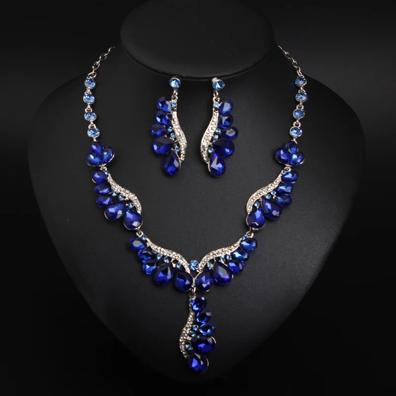 Diamond-studded drop branch style necklace and earrings set. High-quality waterproof jewelry. Gift for your wife.
