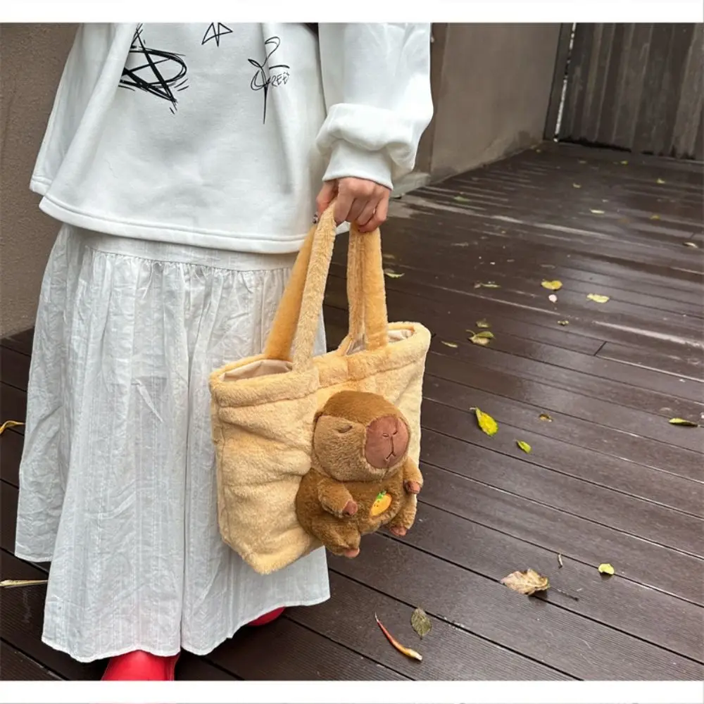 Mode Cartoon Capybara Handtas Grote Capaciteit Magnetische Gesp Pluizige Schoudertas Koreaanse Stijl Zachte Draagtas Reizen