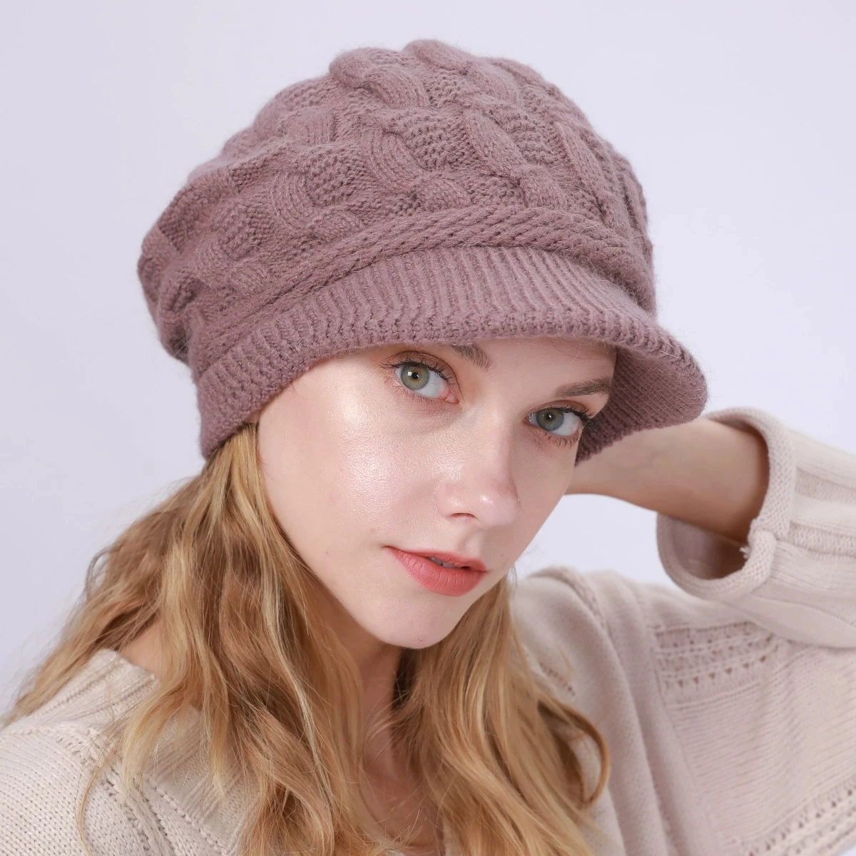 Women's Winter Cable Knit Hat with Fleece Lining, Fashion Beret & Peaked Cap Style, Thickened Warm Beanie for Cold Weather