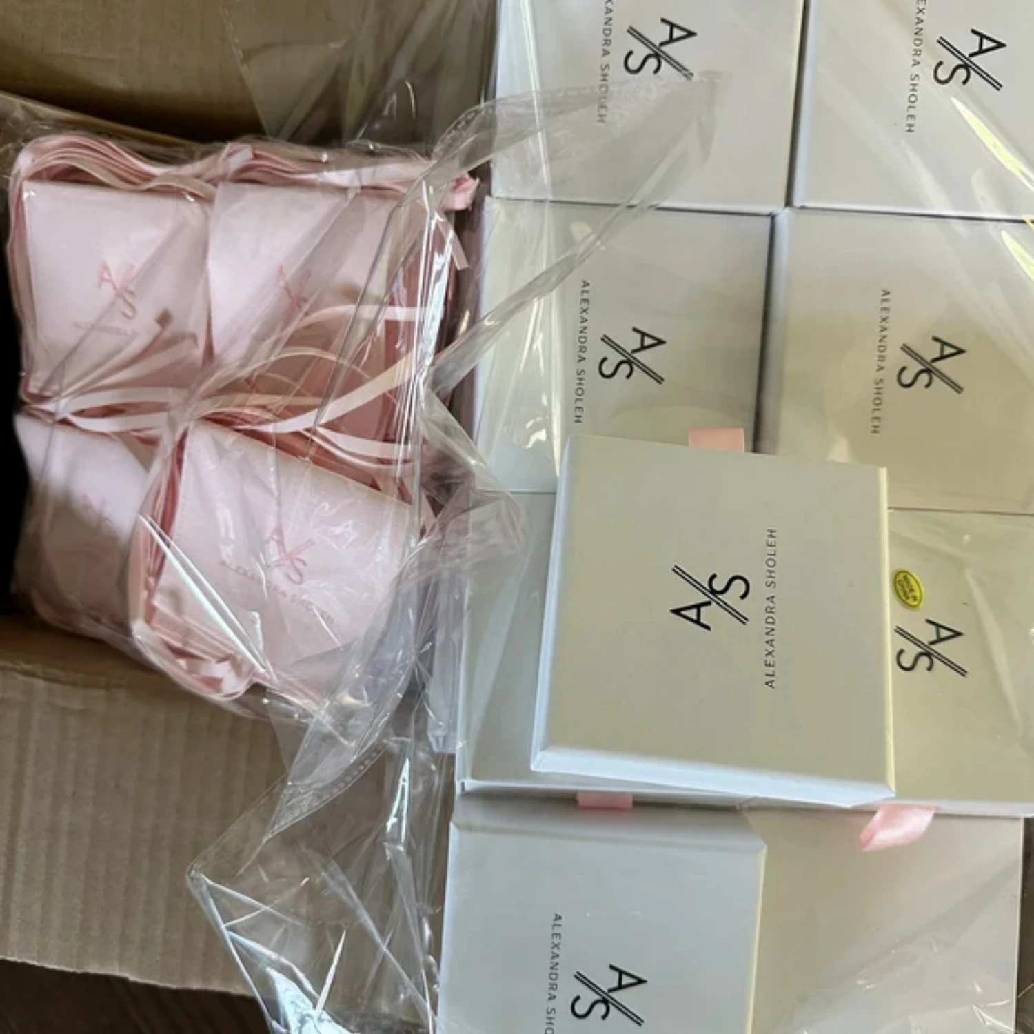 

20 шт. коробка для упаковки ювелирных изделий и набор мешочек, коробки и мешочки для ювелирных изделий на заказ с логотипом оптом