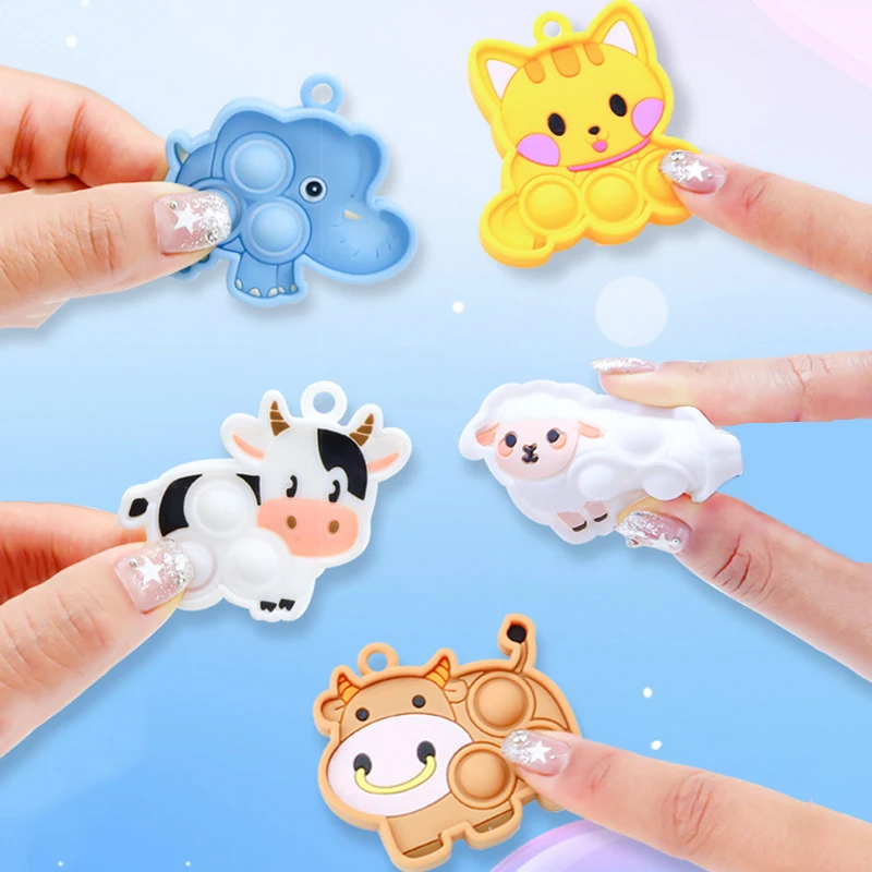 10pcs Mini Cartoon Animals Keychains Backpack Pendants Hanging Stress Relieving Creative Children Toys Birthday Party Favor Gift