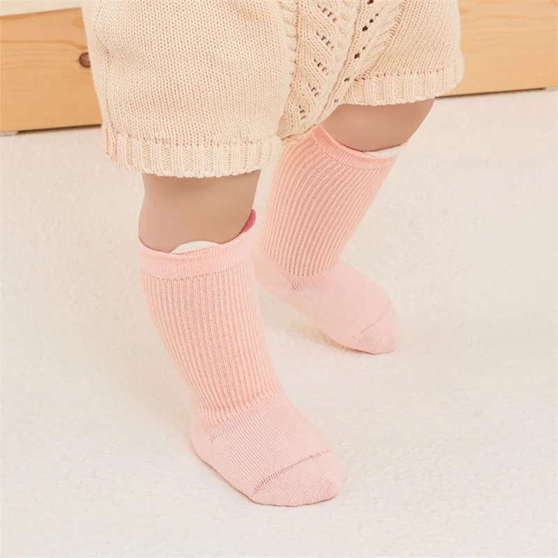 

Носки ярких цветов для новорожденных, милые милые носки средней длины для маленьких девочек, модные хлопковые мягкие короткие чулки с подъемом ушей для малышей, От 0 до 5 лет