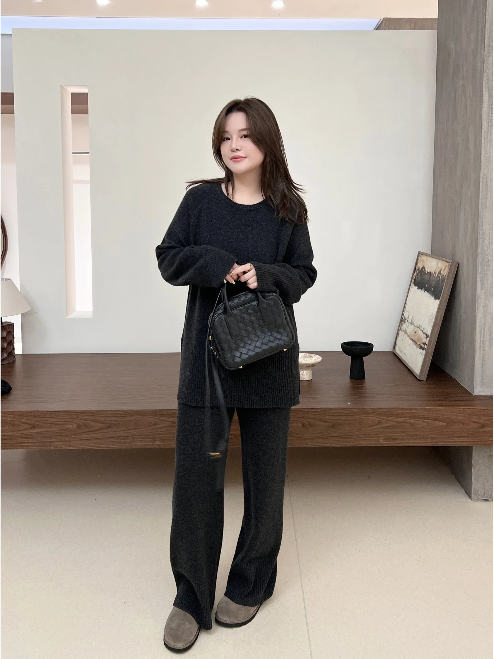 

Thiened Wool Casual Pants for Plump Women Straight Leg l Waist Warm Commuter Pants Mknn Jiojio Private Label