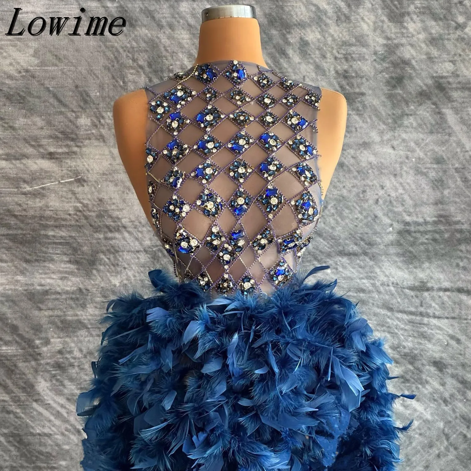

Arabic Dubai Royal Blue Elegant Handmade Prom Dress Feathers Formal Evening Dress Customized For Woman Luxury Party
