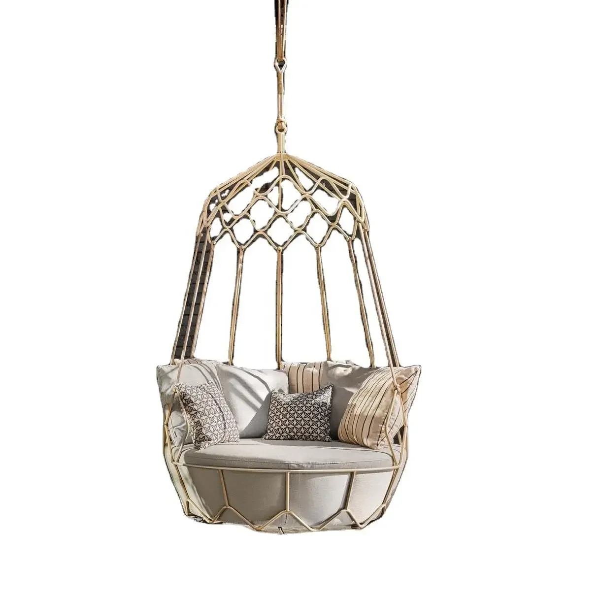 

Outdoor Round Bird's Nest Hanging Lounge Chair with Strong Ropes and Coated Aluminum Frame