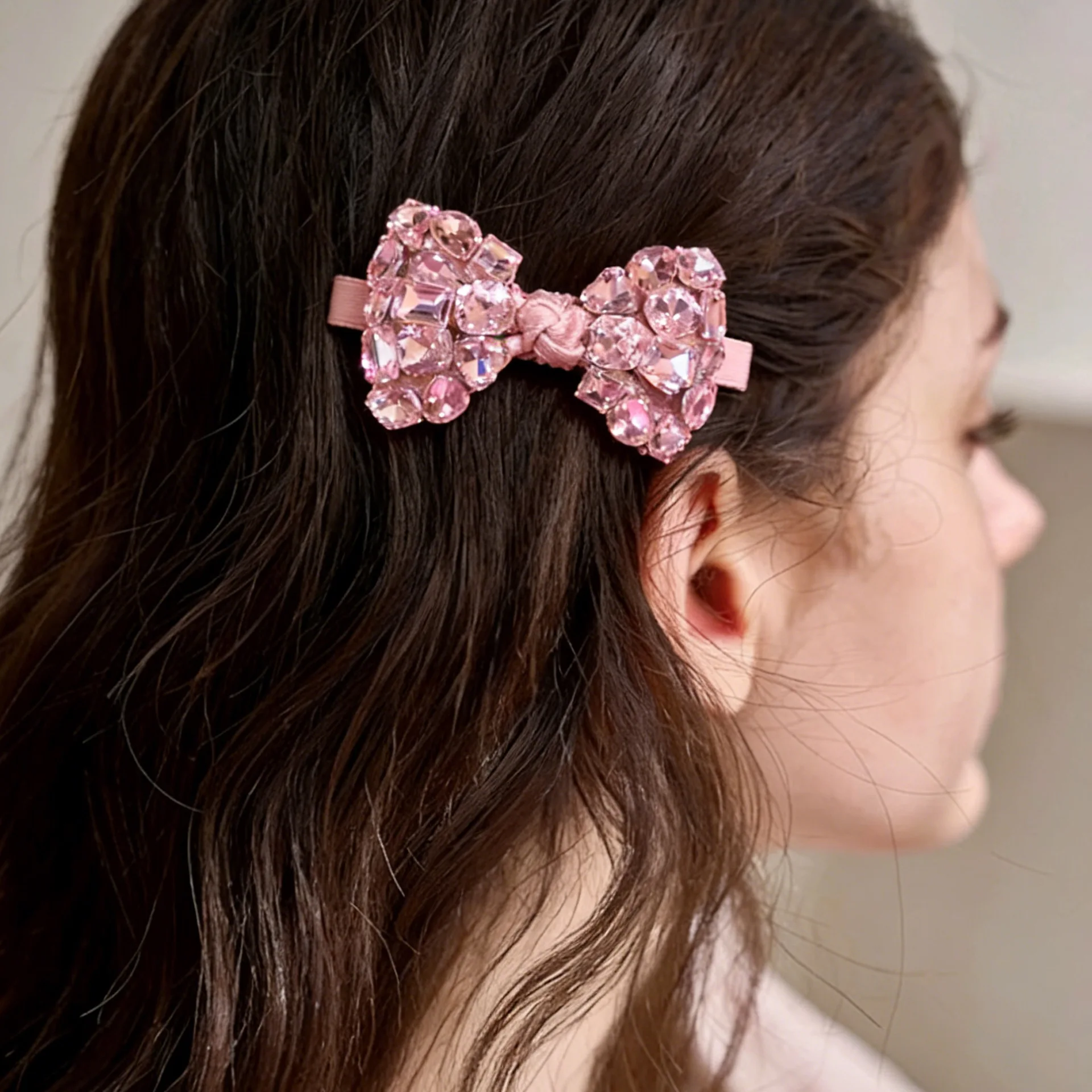 Korean Crystal Bow Hair Clip Exquisite and Sweet Rhinestone Bangs Edge Clip for Women Girls Forehead Side Clip Hair Accessories