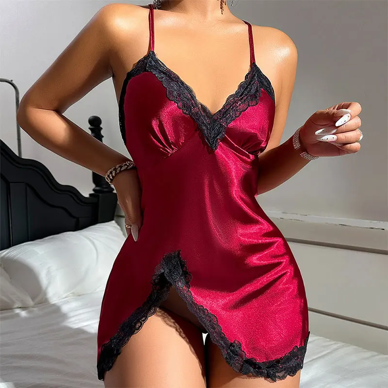 スパゲッティストラップシルクナイトガウン夏パジャマショートパジャマ無地刺繍ブラジャー分割裾デザイン女性のナイトドレス