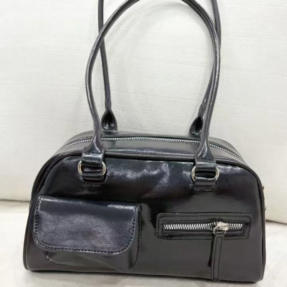 

Темпераментная сумка большой вместимости в корейском стиле, сумка в стиле ретро с дизайном меньшинств, однотонная сумка для подмышек во французском стиле, уличная сумка