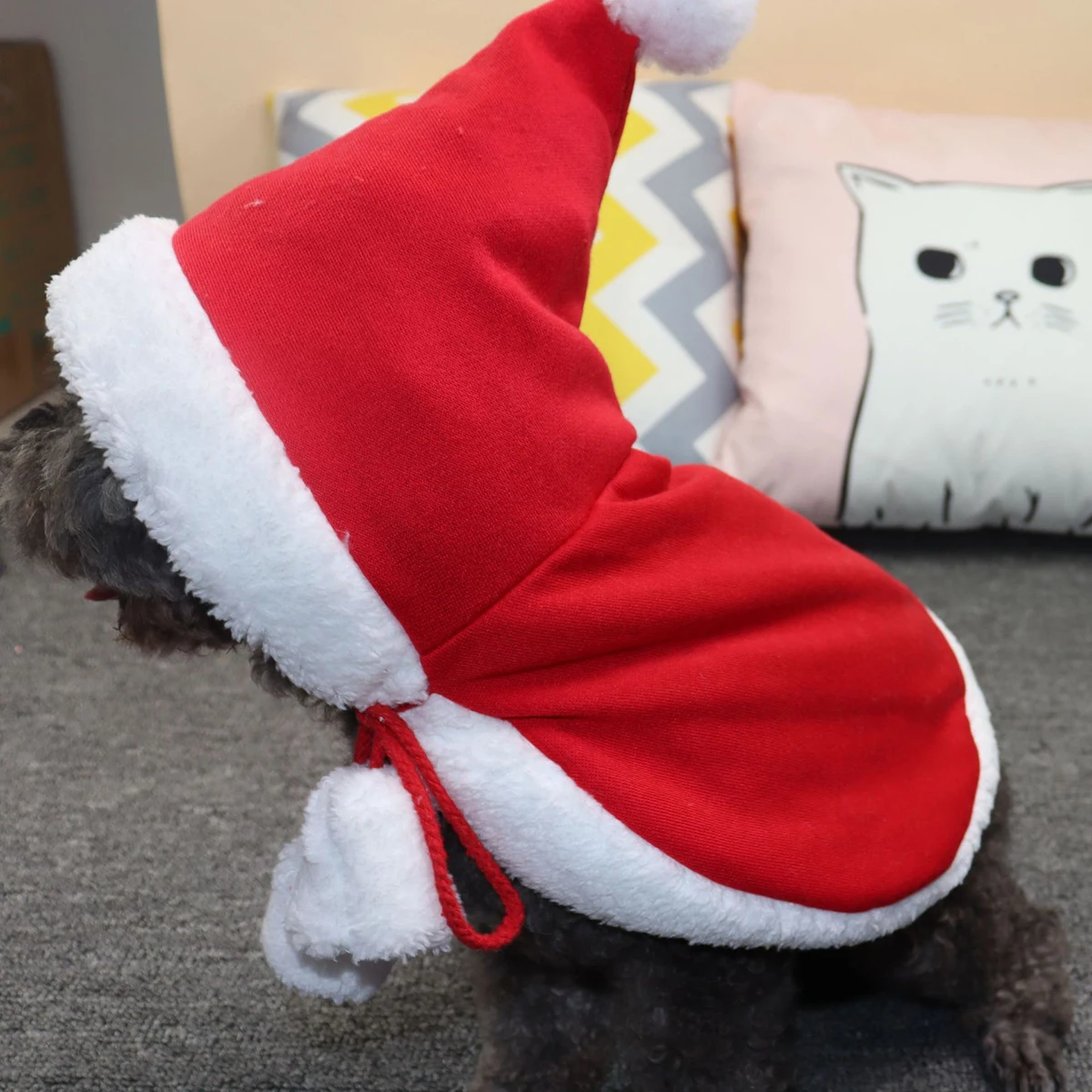 

1Pcs Cozy Little Red Riding Hood-Inspired Cloak for Pets Christmas & New Year Outfits for Cats and Dogs