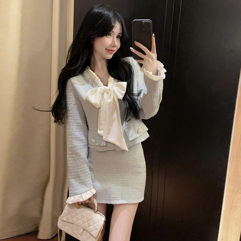 

Short Quilted Jacket And Skirt Set Elegant Versatile Two-Piece Ensemble for Young Women Autumn Winter Fashion
