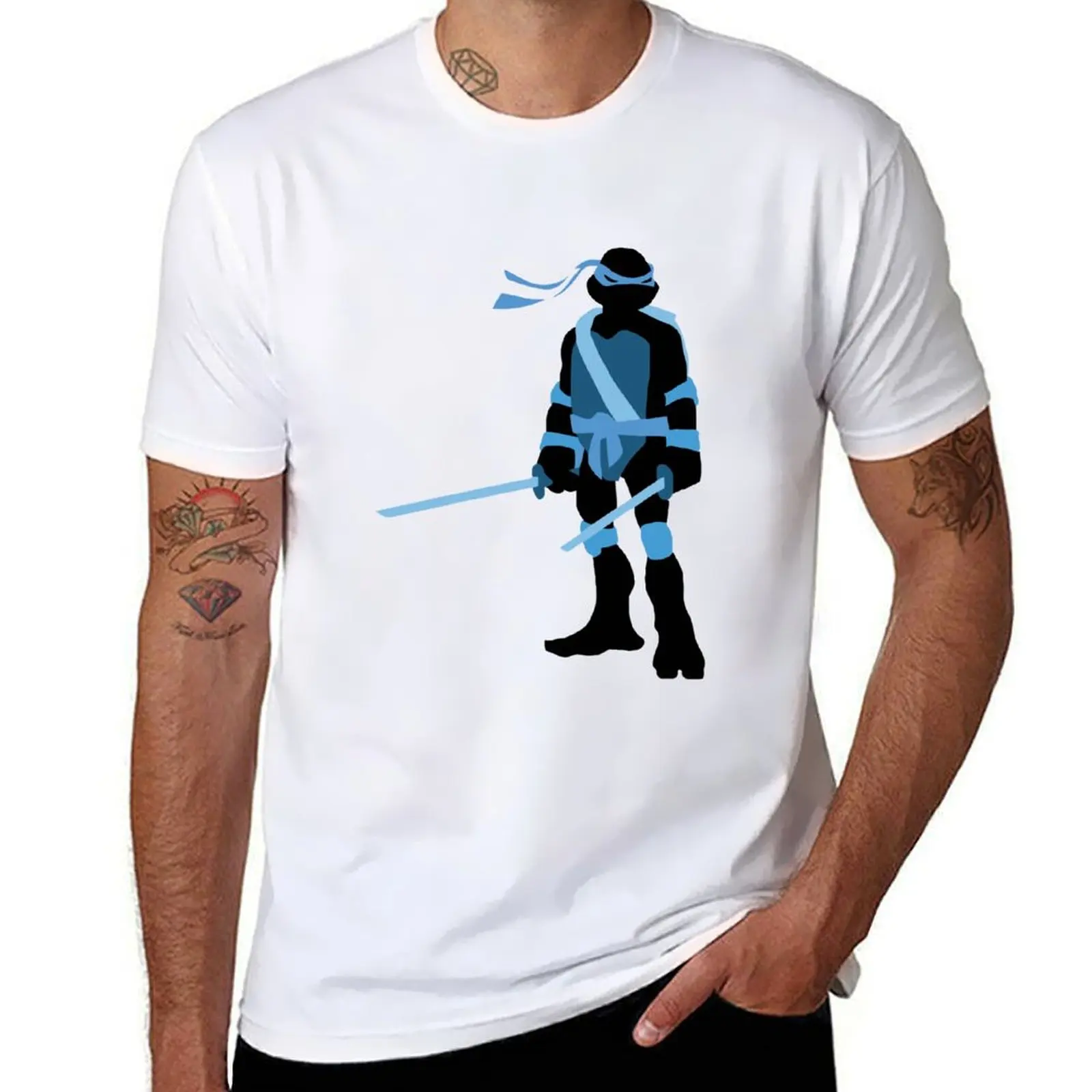 

TMNT SILHOUETTES - Classic Leonardo T-Shirt kawaii clothes oversized graphic tee black t-shirts for men