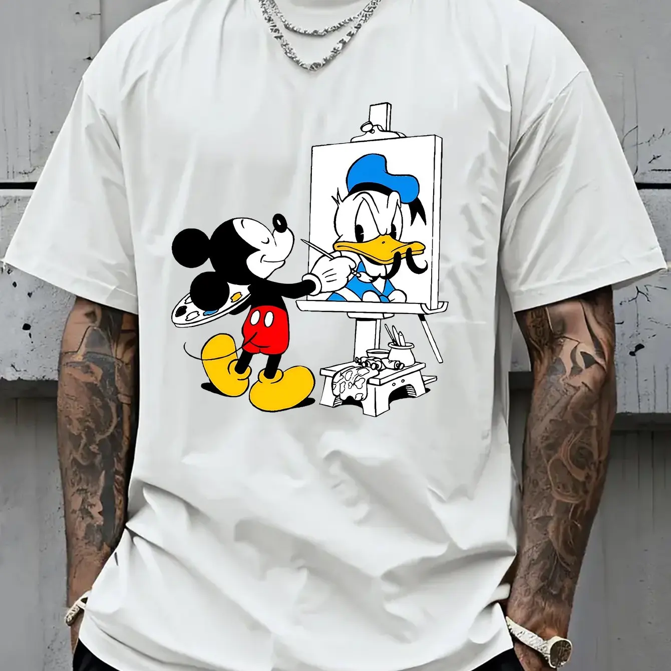 

Disney Men's Cute Fashion Print Mickey Design Adult Regular Casual Summer T-shirt Comfortable Clothing Men's Women's Same Style