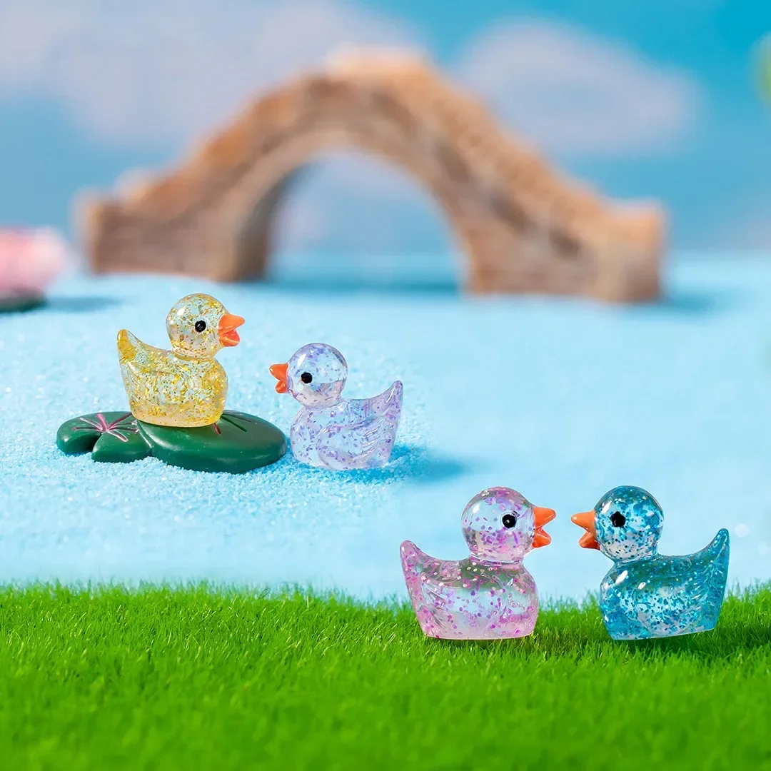 50PCS Mini Ducks Sequin Miniature Duck Resin Desk Decoration Cute Figurines Fairy Garden Accessories Home Decor DIY Doll House