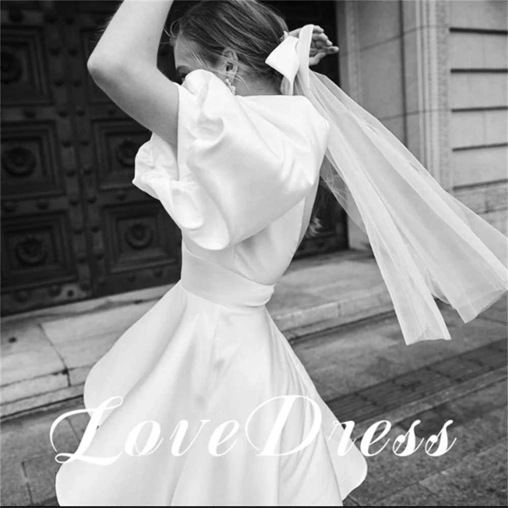 

Love Elegant Short V-Neck Puffy Sleeves A-Line Stain Wedding Dress Simple Above Knee Backless Mini Bridal Gowns Vestido De Novia