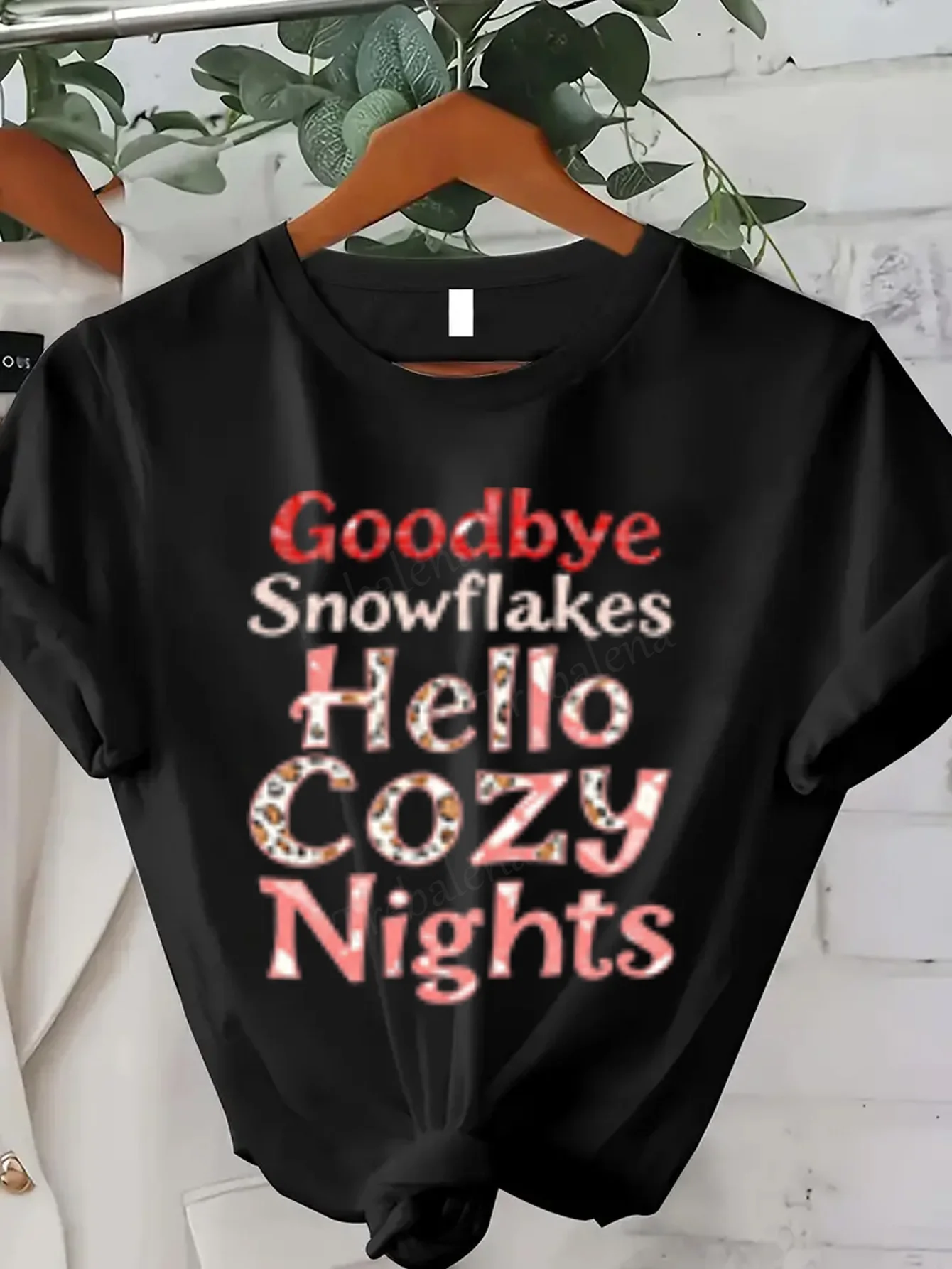 تي شيرت نسائي وداعا رقاقات الثلج هالو كوزي نايتس تي شيرت نسائي #1
