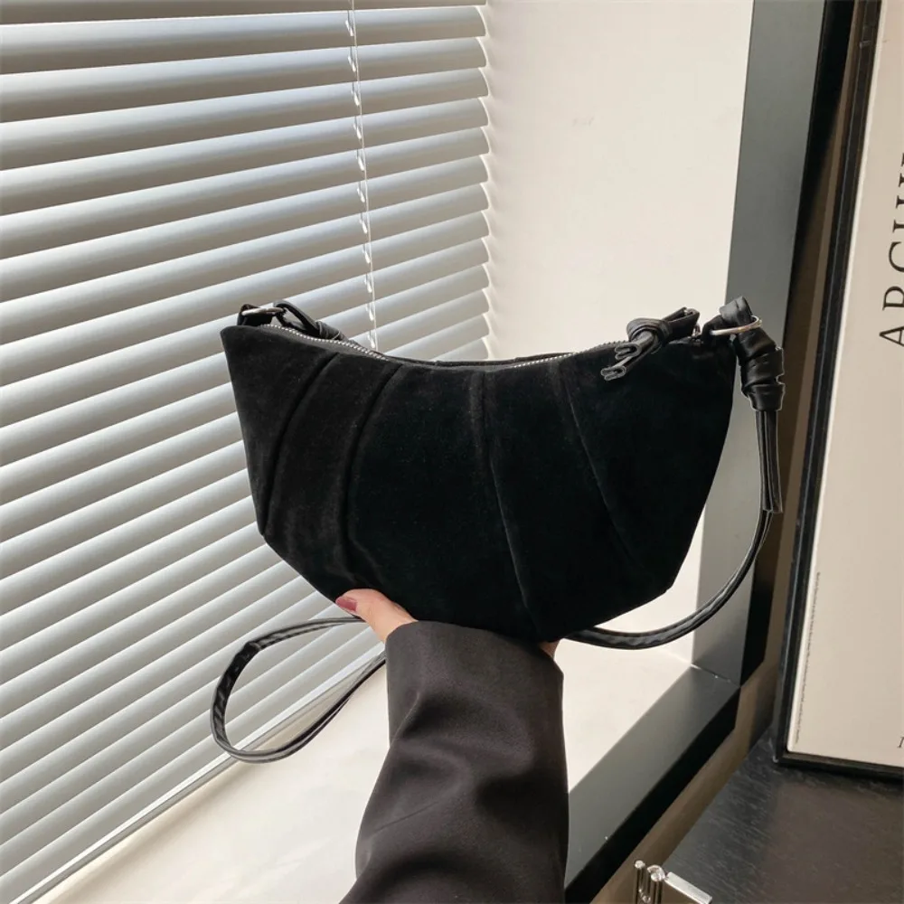 

Fashion Crossbody Bag Croissant Shoulder Bag Small Pack Solid Color Matte PU Dumplings Bag Brown Korean Style Children