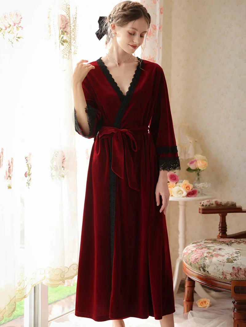 Elegant Velour Robe Pleuche Velvet Long Night Dress Robes for Women Homewear French Courty Vintage Nightgown Bathrobe Sleepwear