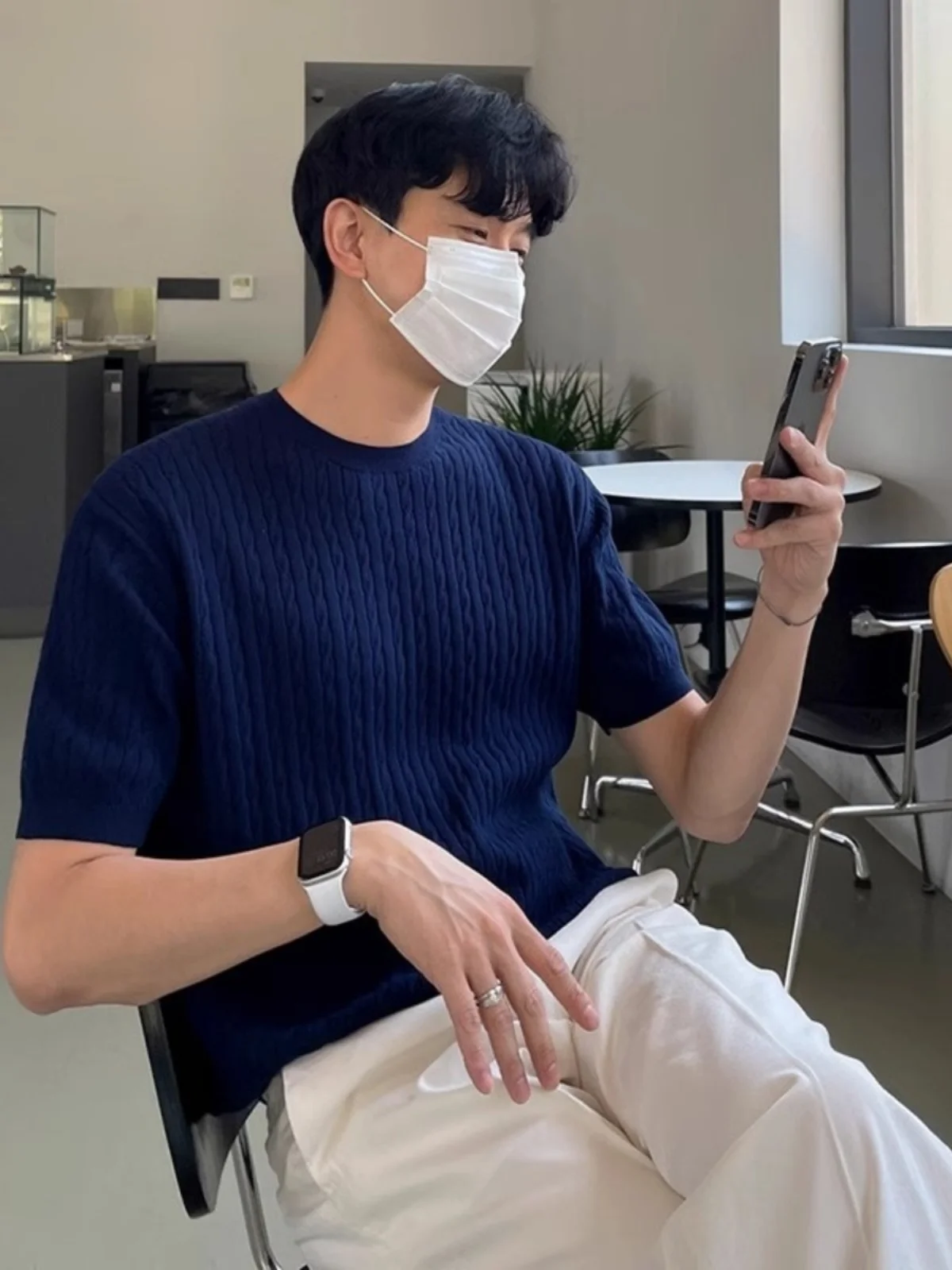 

Loose Knitted ort Sve T-irt Men's Summer Faion round Ne Twist Pattern Base irt f Sve Korean Sle Top