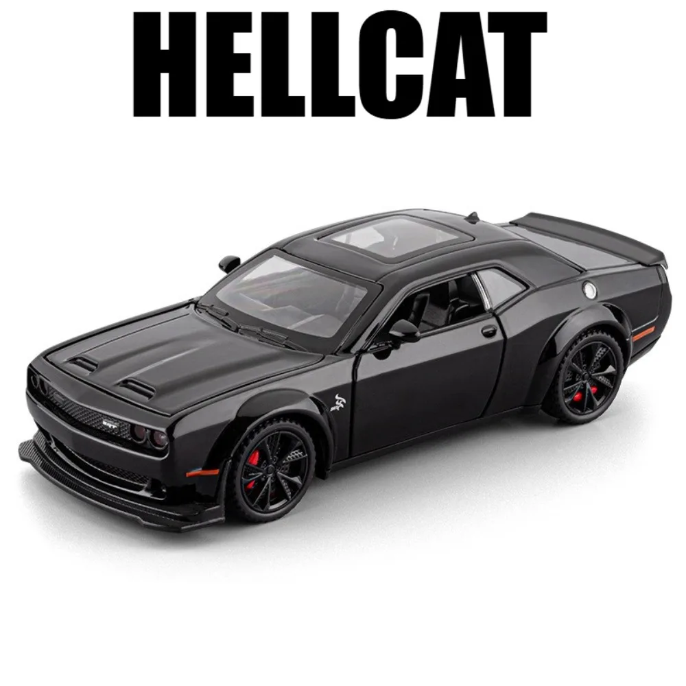 1:32 Scale Hellcat Tomahawk Sports Car Model Toy Metal Body Rubber Tires Supercar Music Light Models for Kids' Edutainment