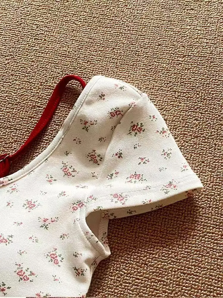 امرأة تي شيرت اثنين سليم صالح تيز موضة الأزهار الحلو Camisetas المحاصيل القمم مثير عارية الذراعين التي شيرت الصيف عادية Y2k تي شيرت