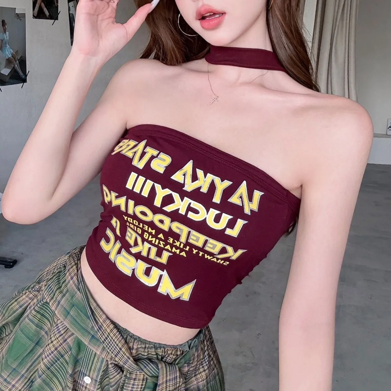 

Trendy street dance spicy girl design slimming neck hanging vest style high-end new slim fit