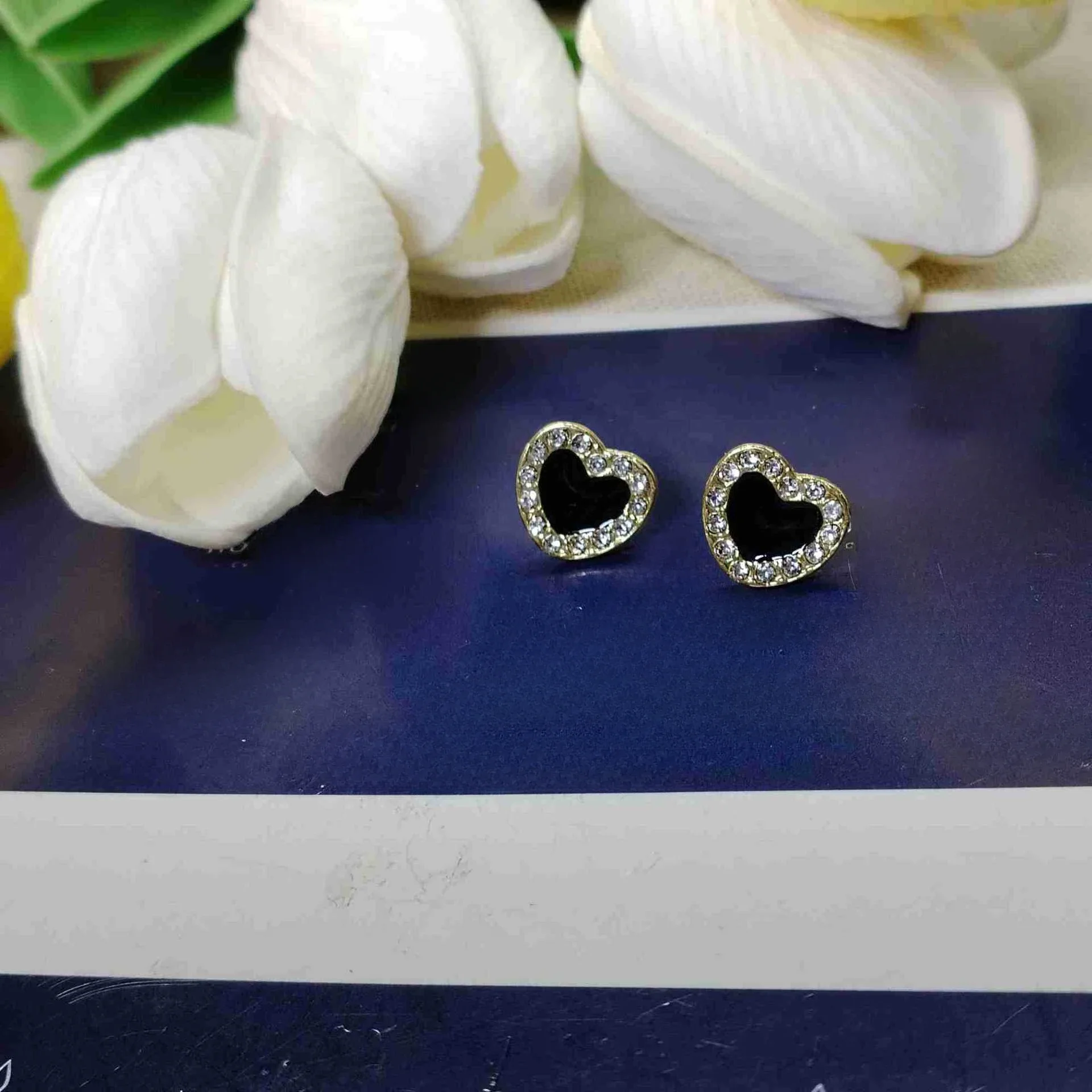 Engagement Enamel Cute Heart Stud Earrings for Women Girls Summer Jewelry Luxury Black Earring Wedding Jewelry 2023 Girls Gifts