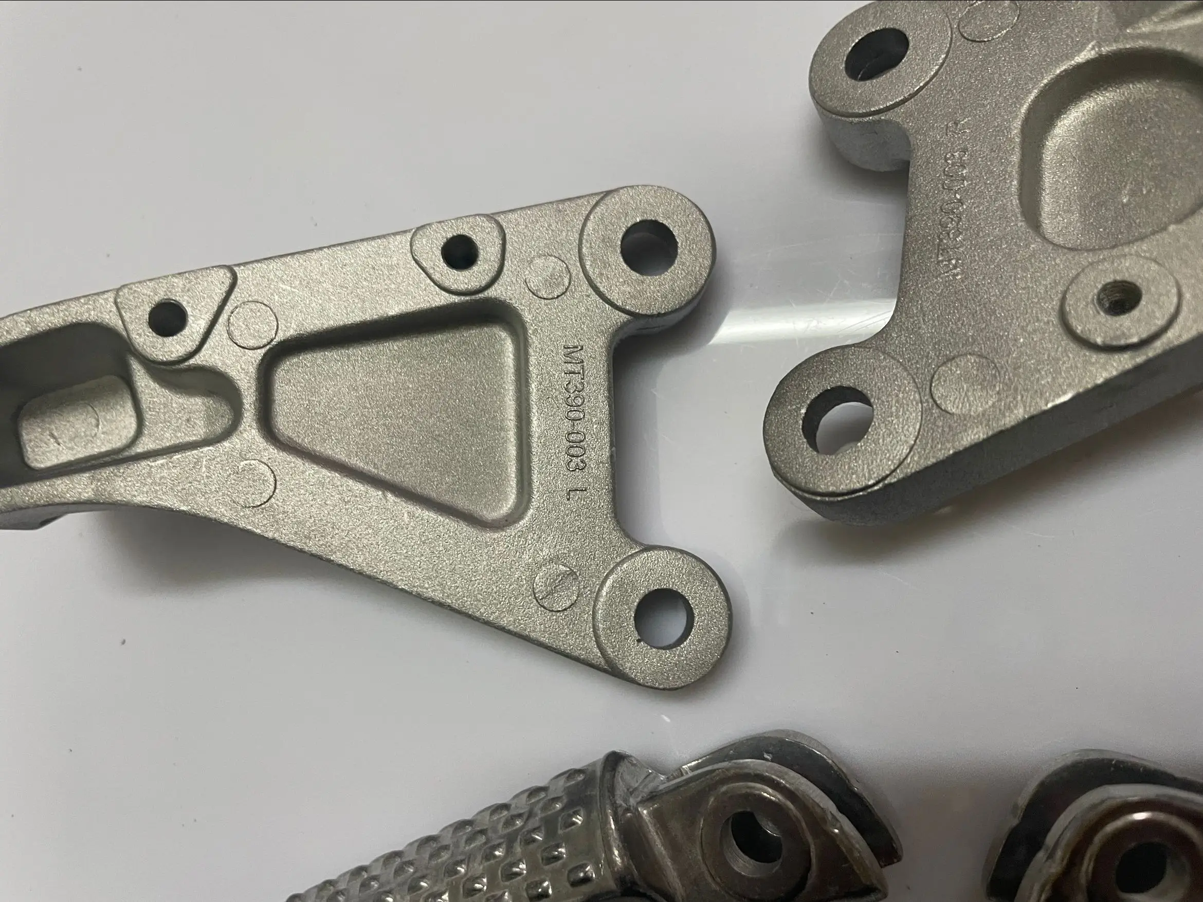 Front Footrest Foot Pedal Peg For HONDA CBR1000 CBR1000RR 2008-2015 2009 2010 2011 2012 2014 Motorcycle Left Right Mount Bracket 3
