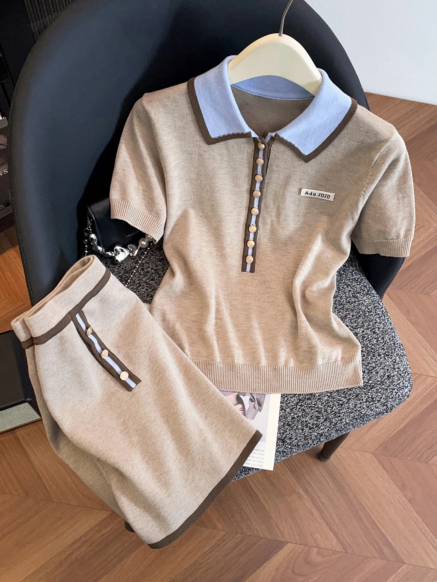 

High-End Summer Neck Knitted Top T-Shirt Half Skirt Set Women's Fashion Ensemble Regular Fit Short Sleeve Commute Style