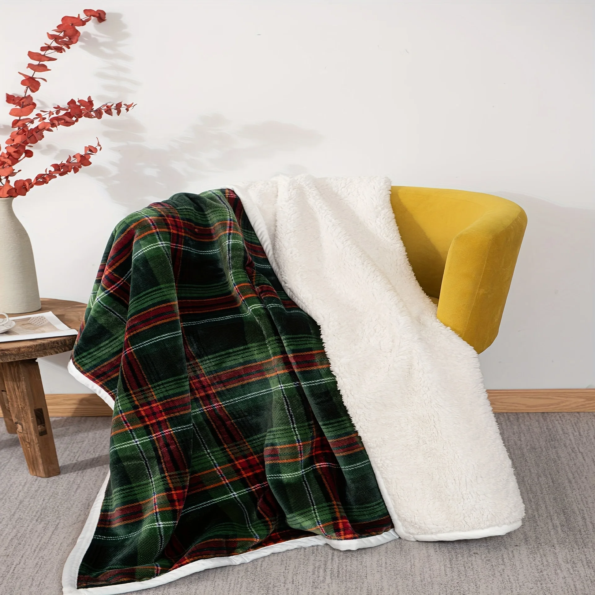 Ultra-Soft Double Layered Flannel Fleece Blanket Thick Warm All-Seasons Dorm Air Conditioning Naps Machine Washable