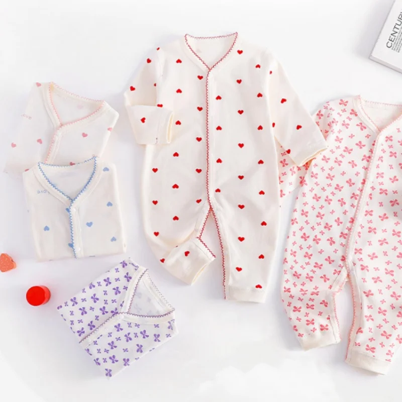 Mono para bebé recién nacido, mono de algodón suave con estampado en forma de corazón para primavera y otoño, mono para niñas de 0 a 18 meses