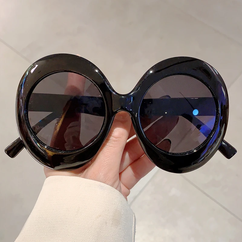 KAMMPT Oversized Round Sun Glasses 2024 Women Fashion Vintage Gradient Outdoor Shades Ins Trendy Brand Design Black Sunglasses