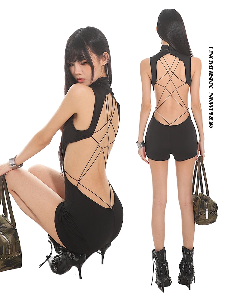 

One-piece slim-fit shorts women's black cotton spring summer new niche design sense backless cross-fit slim-fit sexy versatile