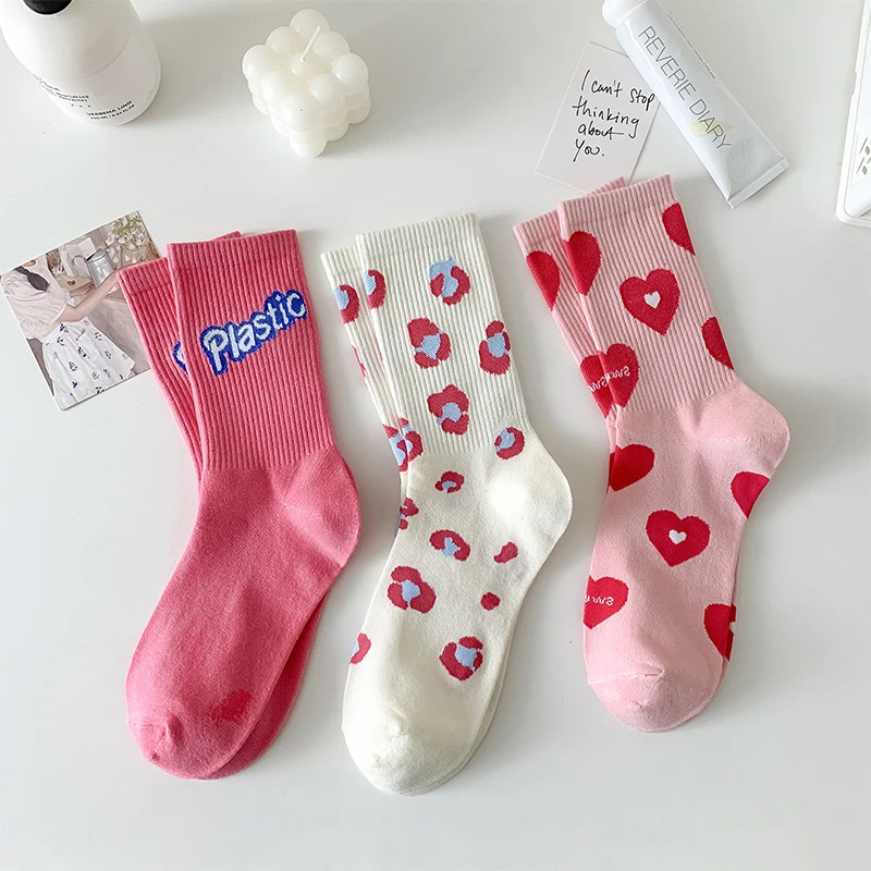 

New Heart Strawberry Sweet Love Girl Socks Women's Middle Tube Socks Cute Lovely Fruit Pink Cotton Casual Socks