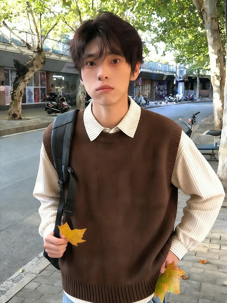 

Japanese Sle Men's Knitted Sweater Vest No-Sve Base Layer College Sle Inner Wear Layering Winter Faion Casual Wear